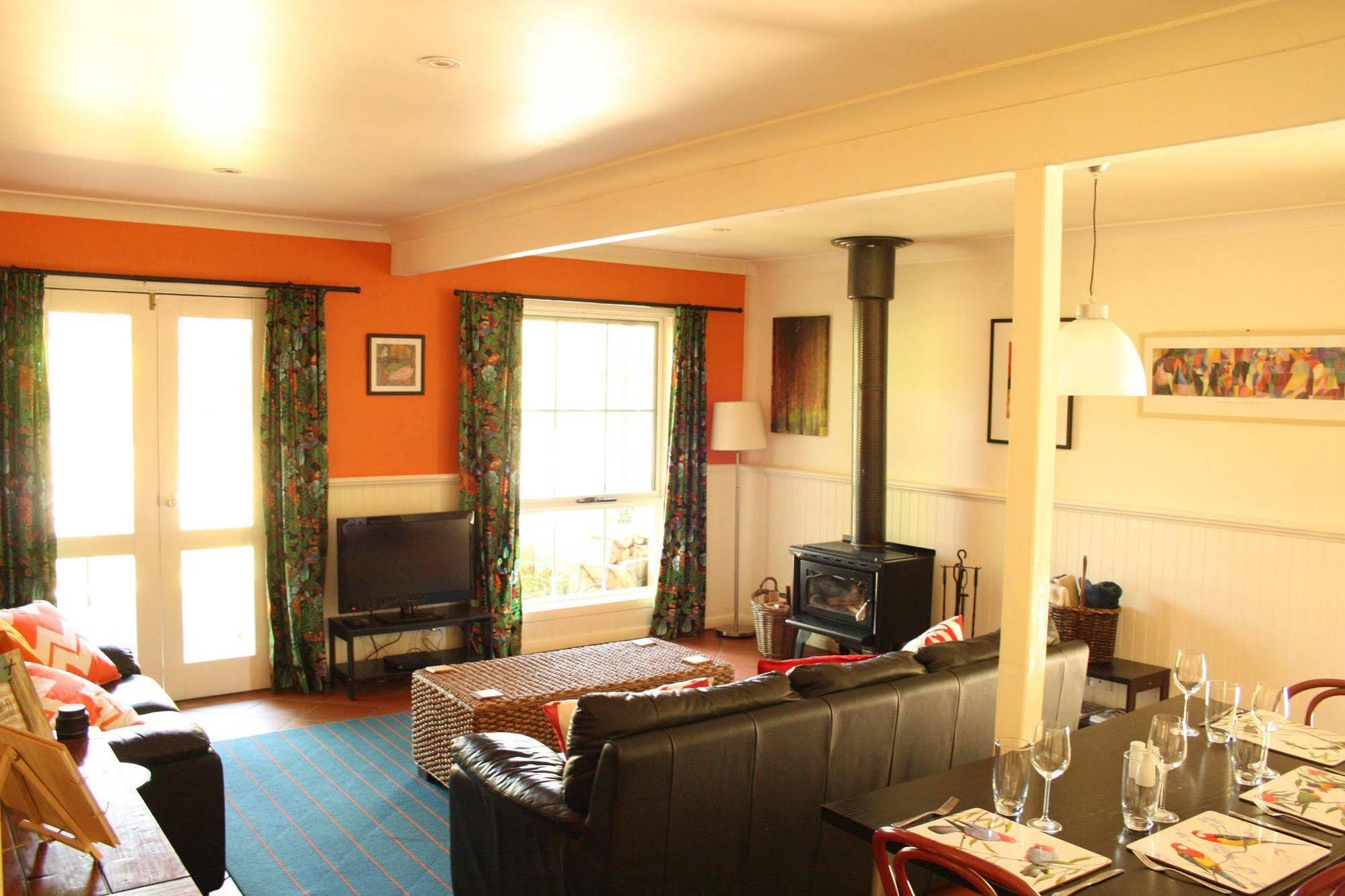 Merrimeet Cottages Bright Esterno foto